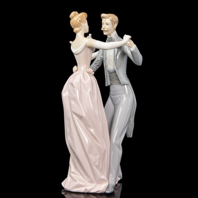 Large Lladró 'Anniversary Waltz' Dancing Couple