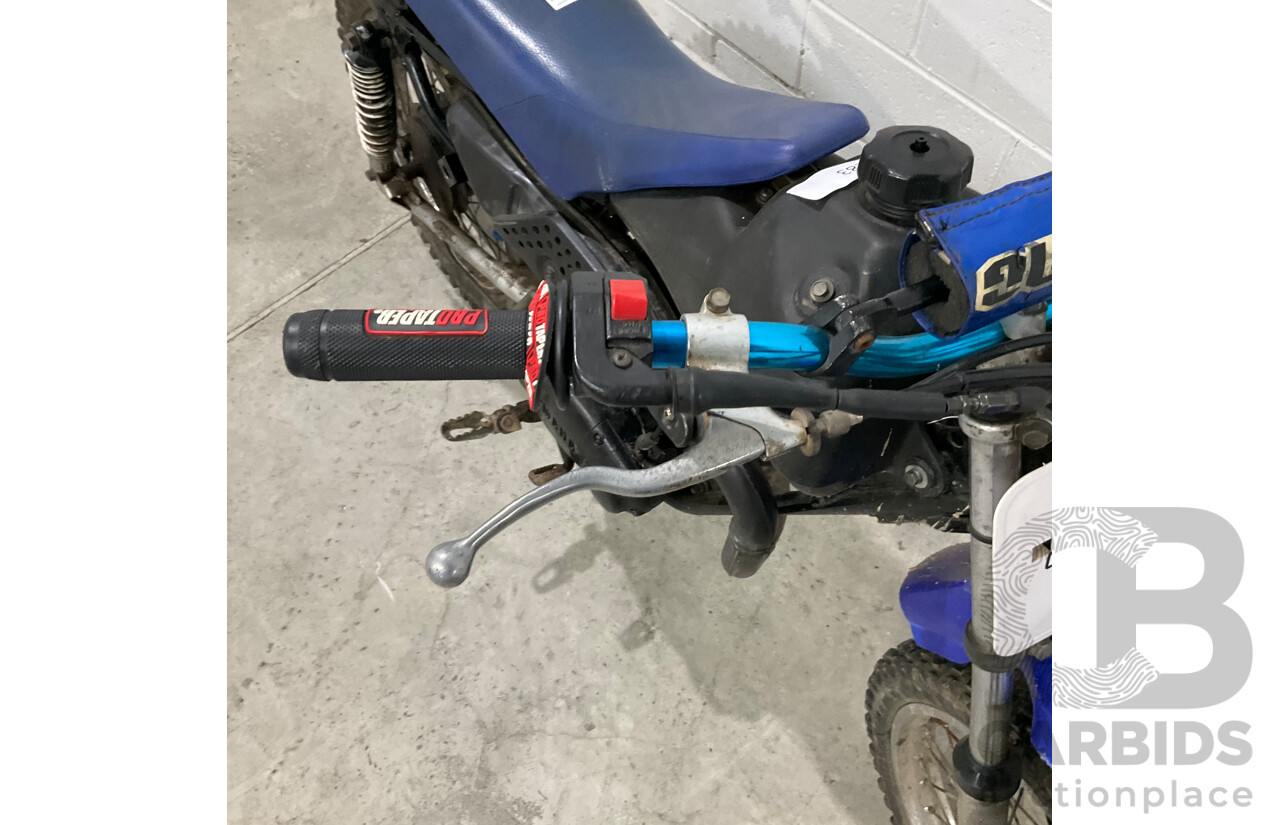 1999 Yamaha RT100  Dirt Bike