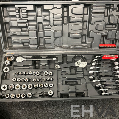 AEG BSS18C12Z Impact Wrench & Impact Driver with Battery, Charger and Carry Bag & a Case of Impact Socket Set