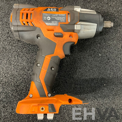 AEG BSS18C12Z Impact Wrench & Impact Driver with Battery, Charger and Carry Bag & a Case of Impact Socket Set