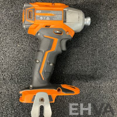 AEG BSS18C12Z Impact Wrench & Impact Driver with Battery, Charger and Carry Bag & a Case of Impact Socket Set