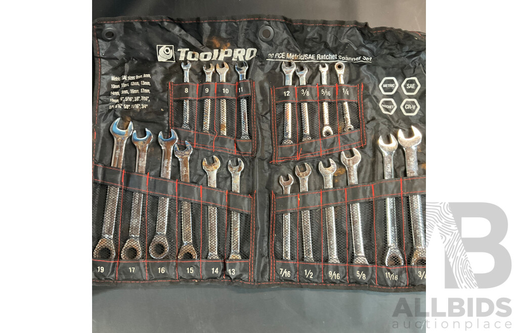 KINCROME K15350 Indexing Head Soldering Kit & ToolPRO 20 PCE Metric/SAE Ratchet Spanner Set