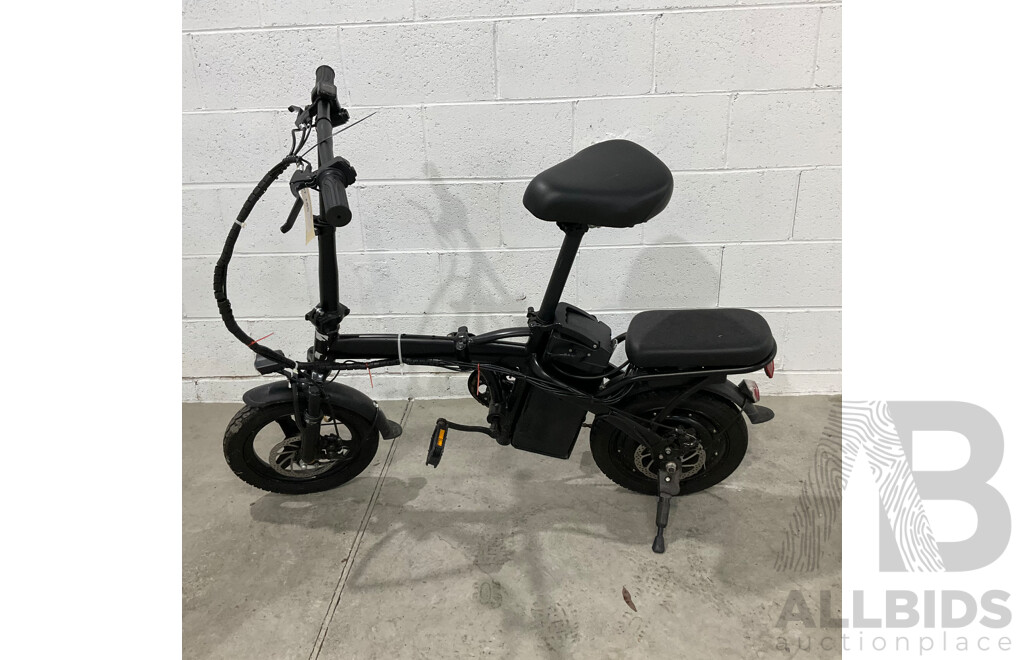 TDT013Z Black Foldable E-Bike