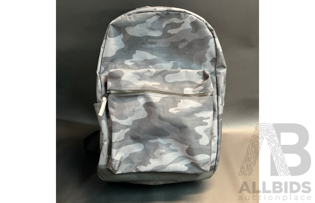 Sand Free 4 Layer Mesh Mat ( Large, Grey), OWALA Water Bottle & Assorted Toys and Household Items