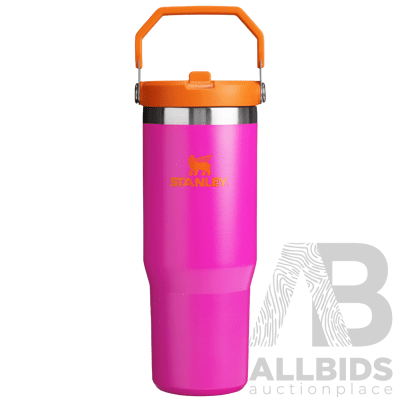 STANLEY the IceFlow Flip Straw Tumbler 887ml - Vivid Violet