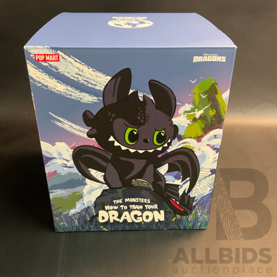 POP Mart the Monsters How to Train Your Dragon Figurine - White - Opened