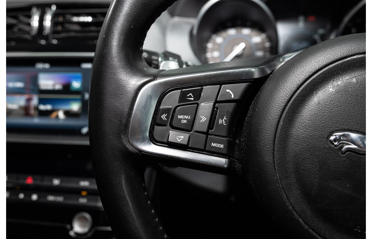 05/2018 Jaguar F-Pace 35t S (AWD 280kW) X761 MY18.5 4d Wagon Indus Silver Metallic Supercharged V6 3.0L