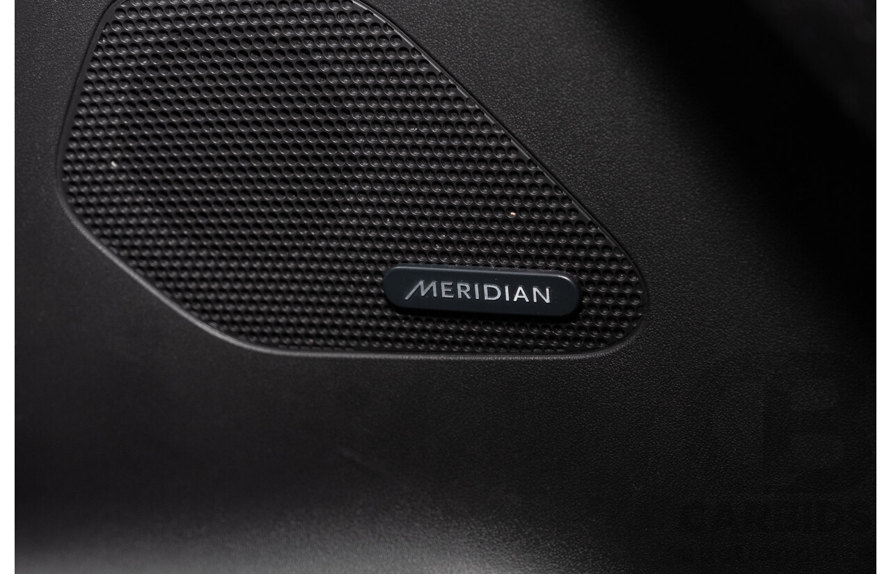 05/2018 Jaguar F-Pace 35t S (AWD 280kW) X761 MY18.5 4d Wagon Indus Silver Metallic Supercharged V6 3.0L