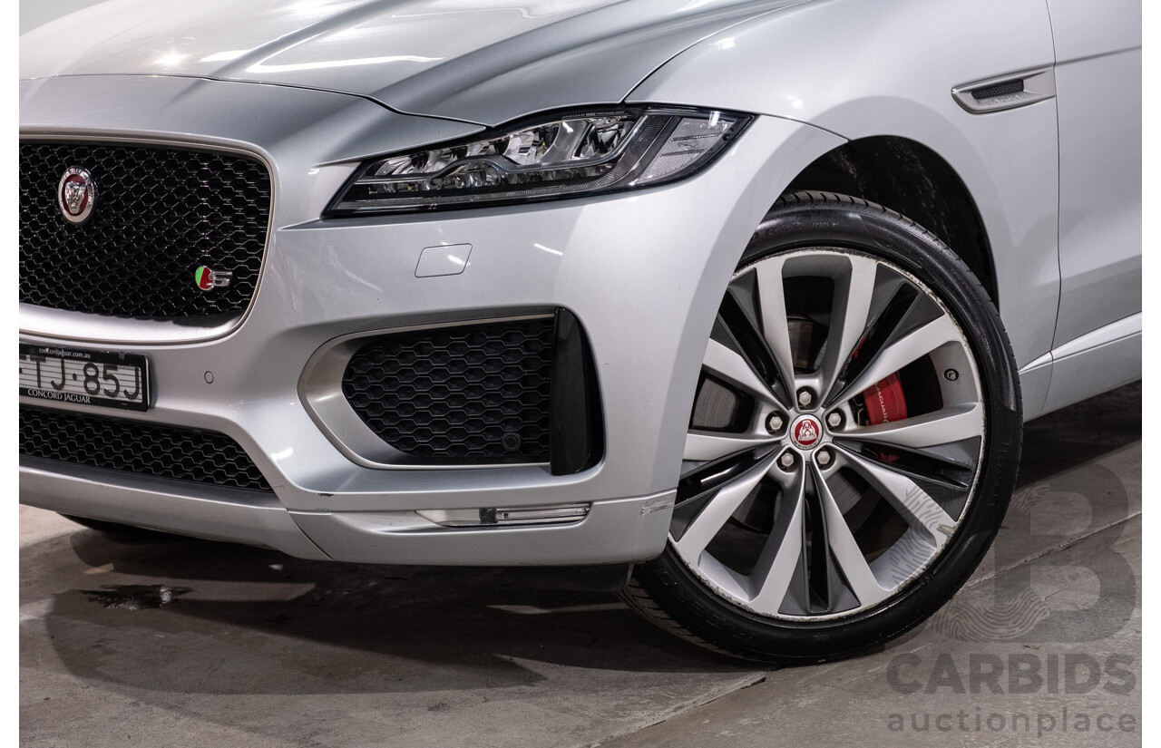 05/2018 Jaguar F-Pace 35t S (AWD 280kW) X761 MY18.5 4d Wagon Indus Silver Metallic Supercharged V6 3.0L