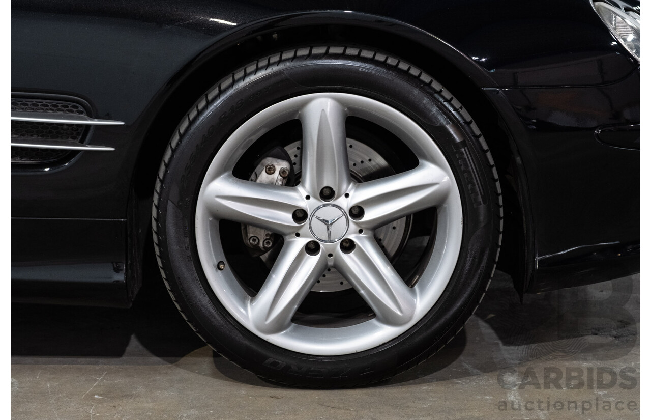 09/2005 Mercedes-Benz SL350 (RWD) R230 2D Convertible Obsidian Black Metallic V6 3.7L