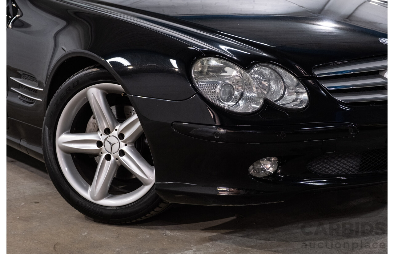 09/2005 Mercedes-Benz SL350 (RWD) R230 2D Convertible Obsidian Black Metallic V6 3.7L