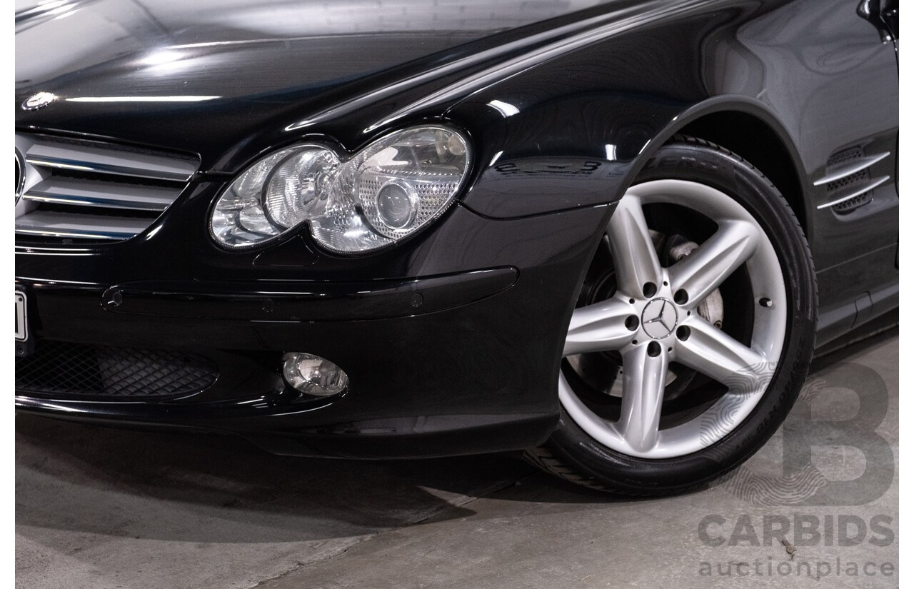 09/2005 Mercedes-Benz SL350 (RWD) R230 2D Convertible Obsidian Black Metallic V6 3.7L