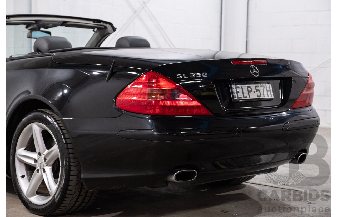 09/2005 Mercedes-Benz SL350 (RWD) R230 2D Convertible Obsidian Black Metallic V6 3.7L