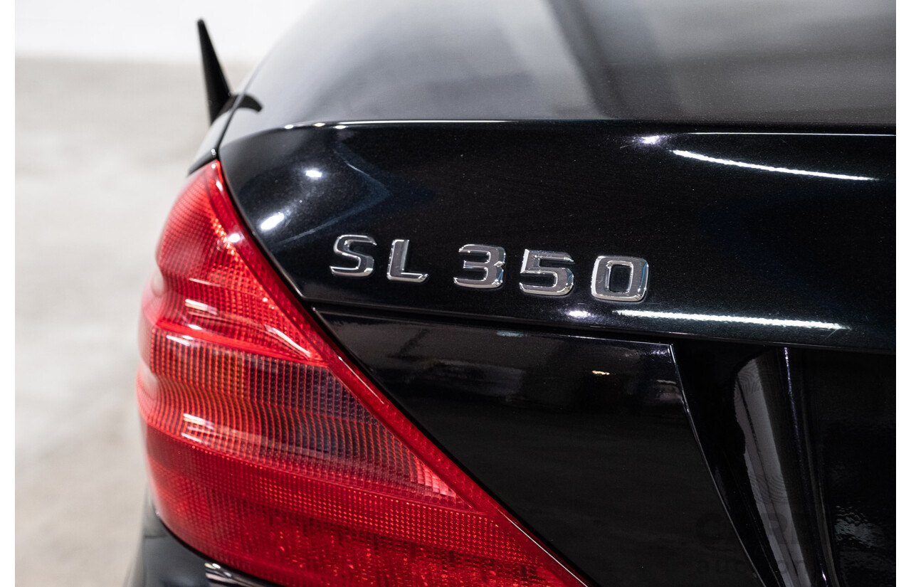 09/2005 Mercedes-Benz SL350 (RWD) R230 2D Convertible Obsidian Black Metallic V6 3.7L