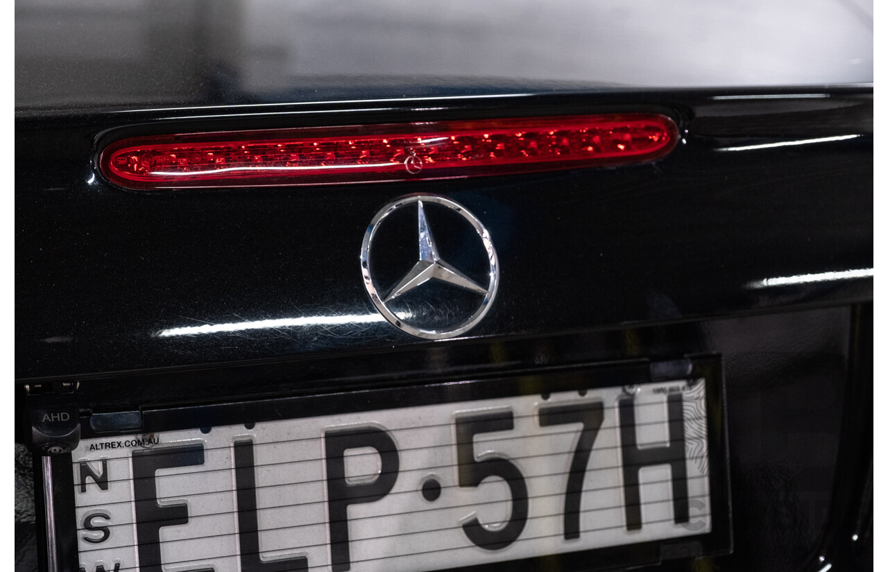 09/2005 Mercedes-Benz SL350 (RWD) R230 2D Convertible Obsidian Black Metallic V6 3.7L