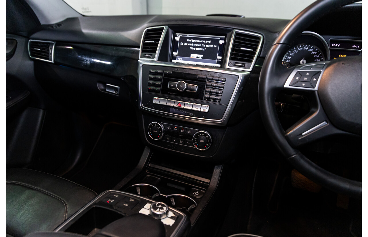 06/2015 Mercedes-Benz ML 350CDI Bluetec (4x4) 166 MY14 4d Wagon Iridium Silver Metallic Turbo Diesel V6 3.0L