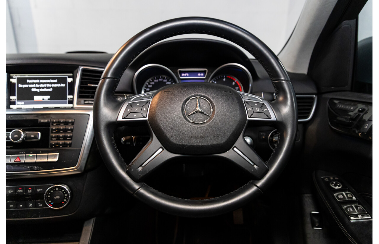 06/2015 Mercedes-Benz ML 350CDI Bluetec (4x4) 166 MY14 4d Wagon Iridium Silver Metallic Turbo Diesel V6 3.0L