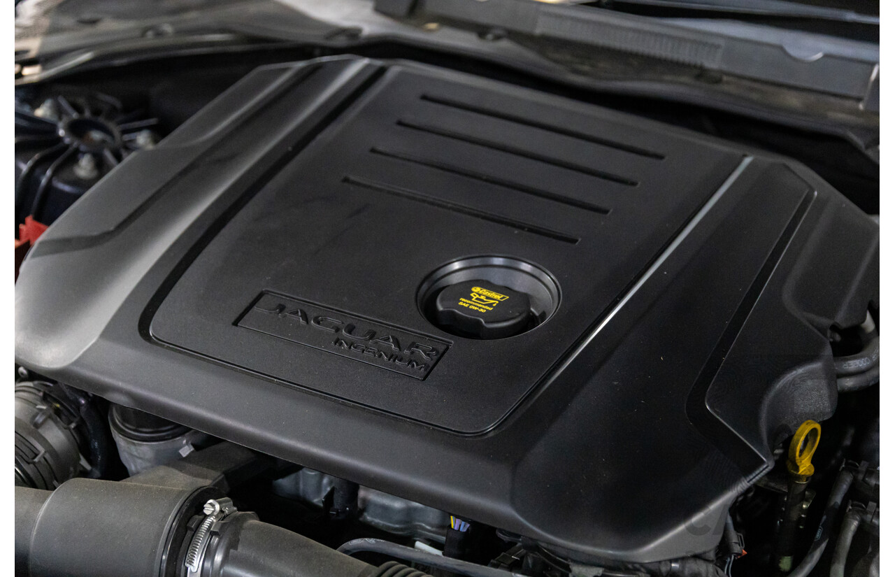 11/2016 Jaguar XE 20d Prestige (RWD) MY17 4d Sedan Dark Sapphire Blue Turbo Diesel 2.0L