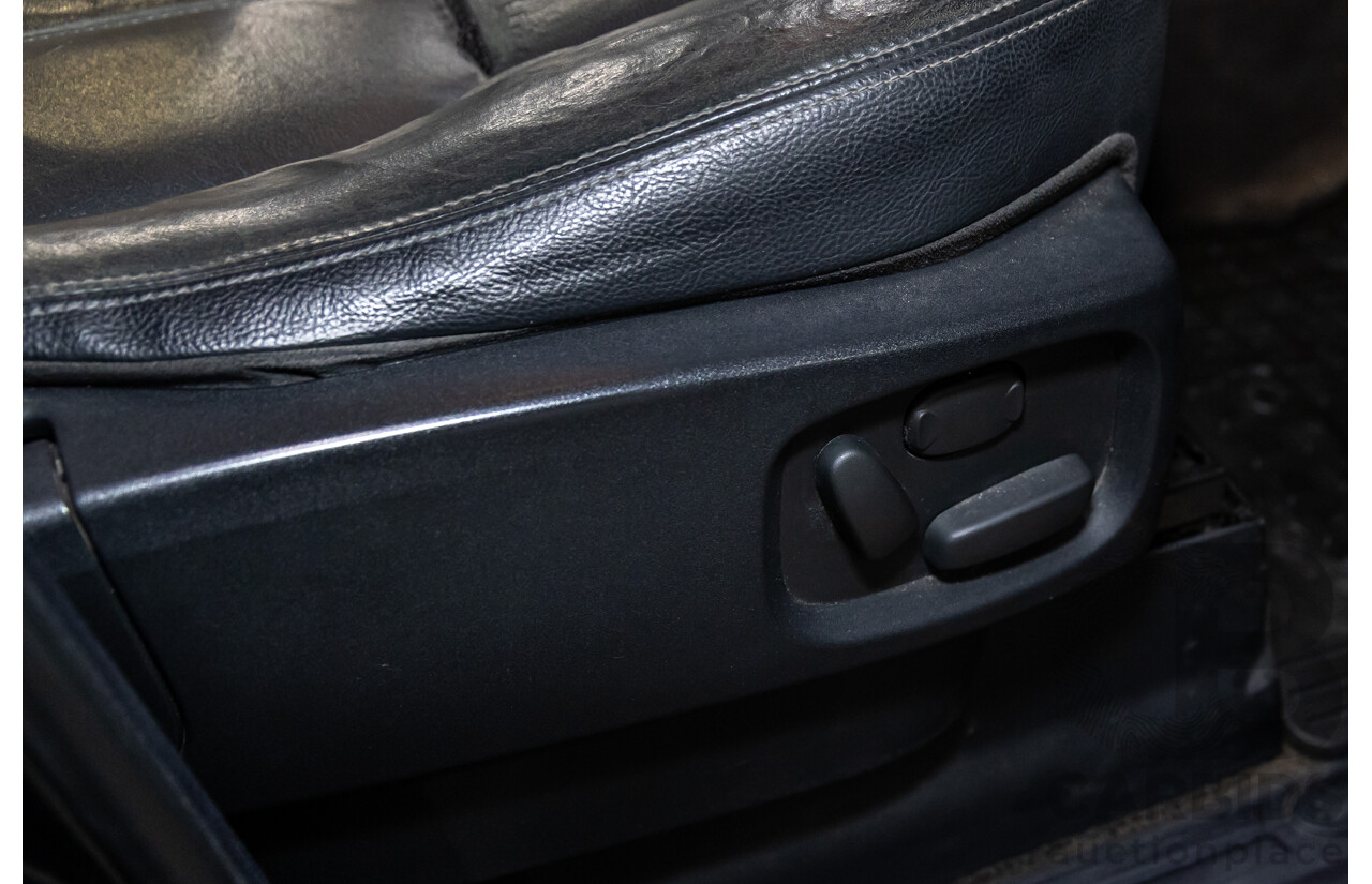 08/2011 Land Rover Discovery 4 2.7 TDV6 4x4 MY11 4d Wagon Santorini Black Turbo Diesel 2.7L