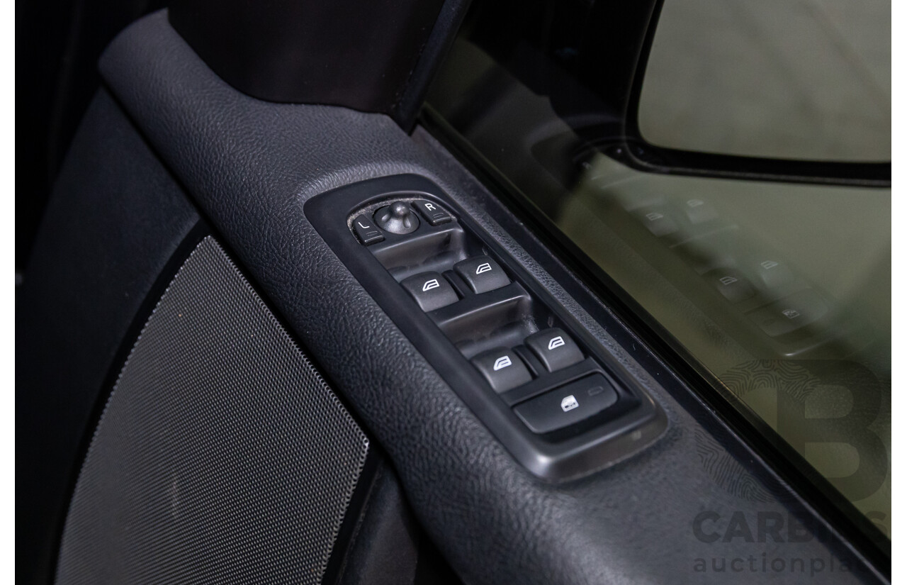 08/2011 Land Rover Discovery 4 2.7 TDV6 4x4 MY11 4d Wagon Santorini Black Turbo Diesel 2.7L