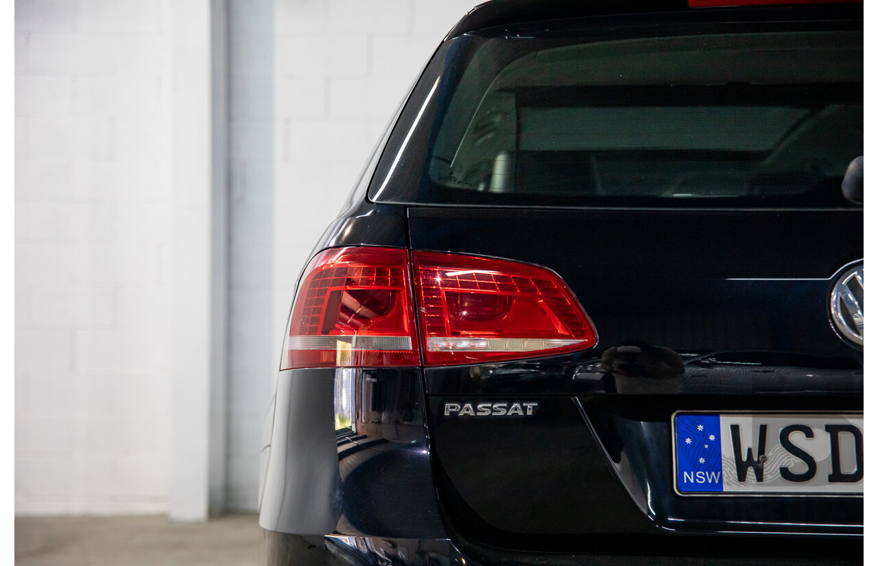 4/2014 Volkswagen Passat 130 TDI Highline 3C MY14 4d Wagon Deep Black Pearl Turbo Diesel 2.0L