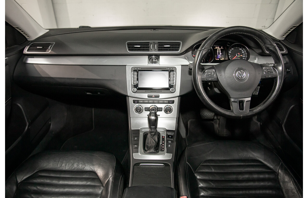 4/2014 Volkswagen Passat 130 TDI Highline 3C MY14 4d Wagon Deep Black Pearl Turbo Diesel 2.0L