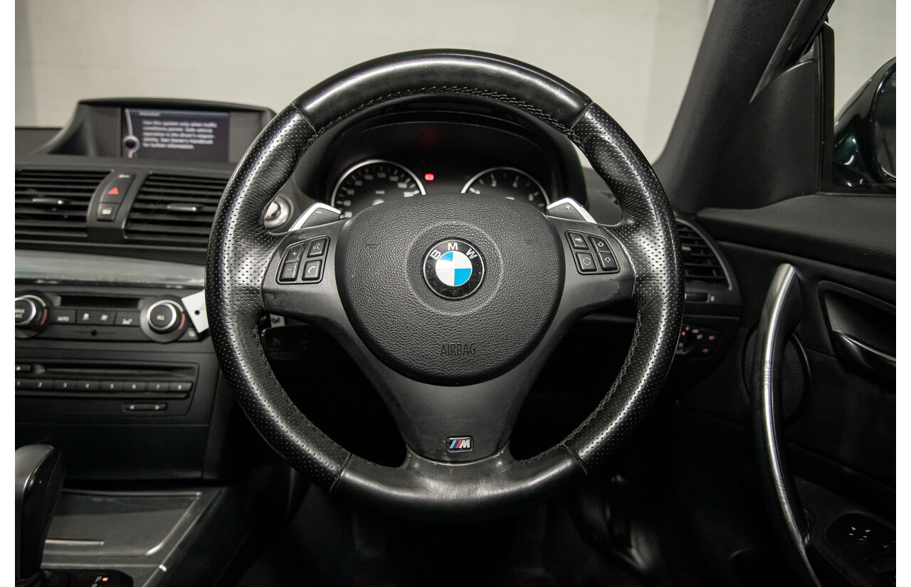 4/2013 BMW 120i E82 MY12.5 2d Coupe Alpine White 2.0L