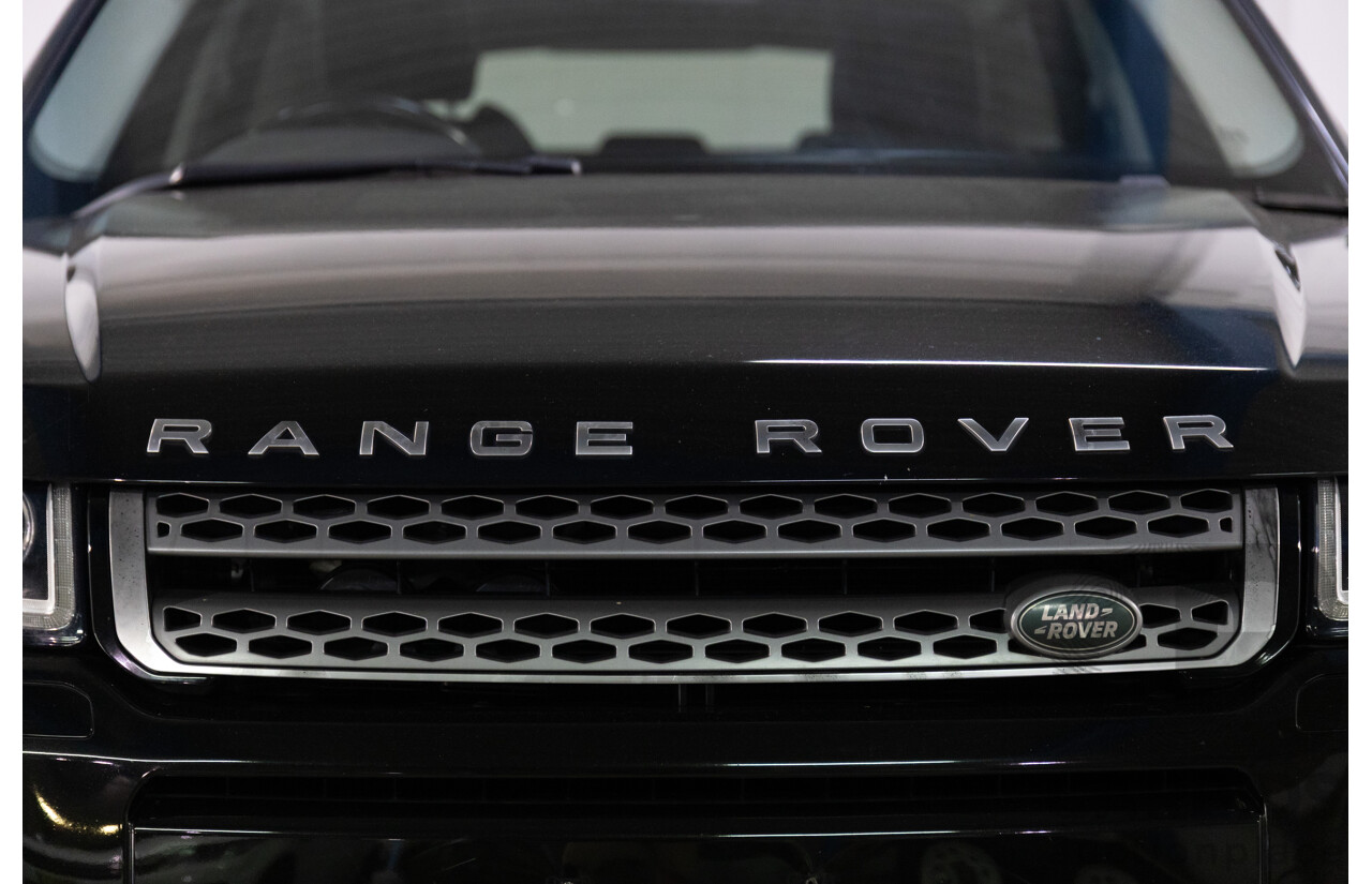07/2017 Range Rover Evoque Td4 150 SE (AWD) LV MY17 5d Wagon Santorini Black Metallic Turbo Diesel 2.0L