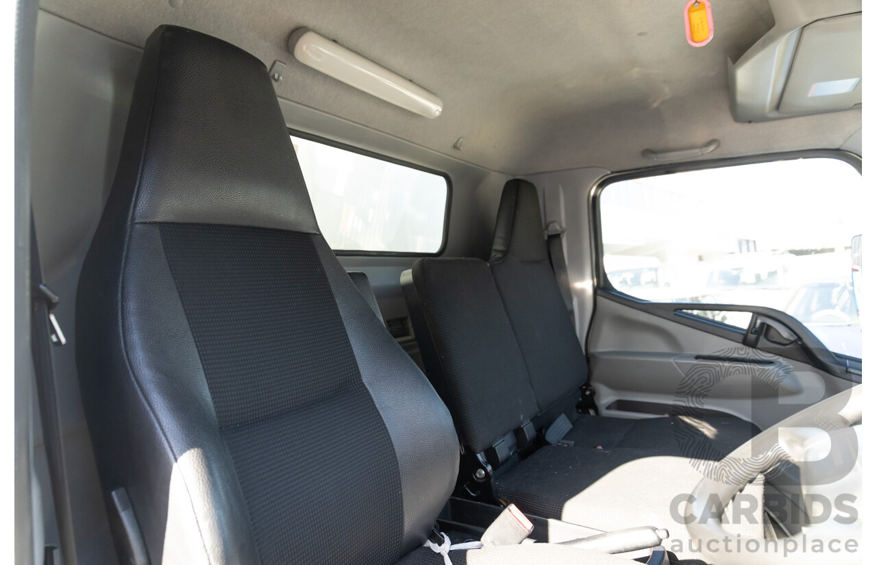07/2017 Mitsubishi Canter L 7/800 515 (4x2) Cab Chassis 2d Truck Turbo Diesel 3.0L - Custom Refrigerated