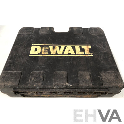 DeWalt 54V XR FLEXVOLT 52mm SDS-Max Cordless Hammer Drill