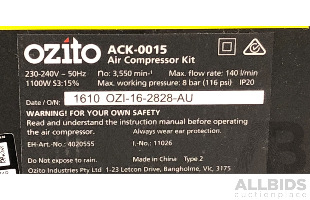 Ozito 1100 Watt Electric Inflate-It Compressor Kit - New