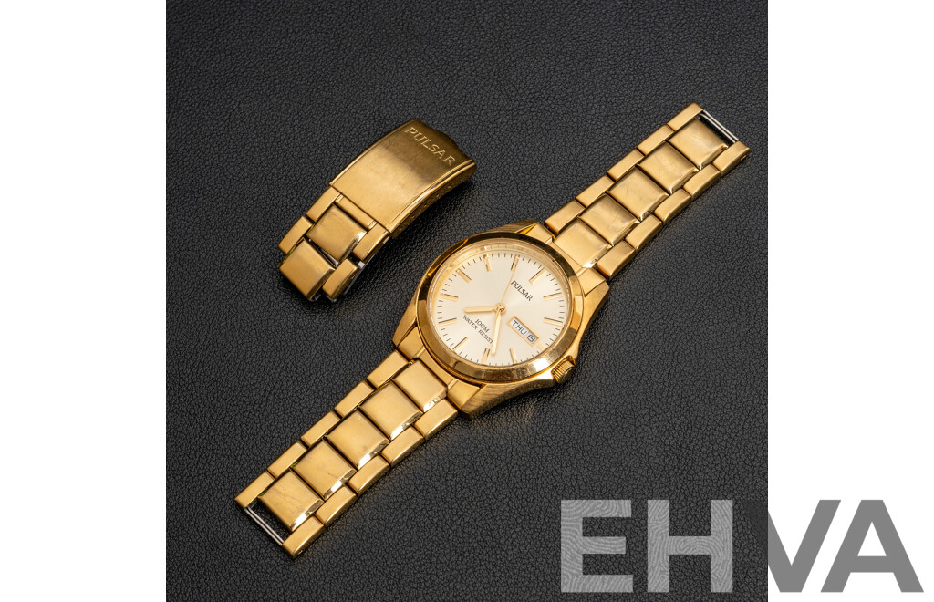 Pulsar Gents GP Quartz 38mm Stainless Steel Gold Day Date Watch
