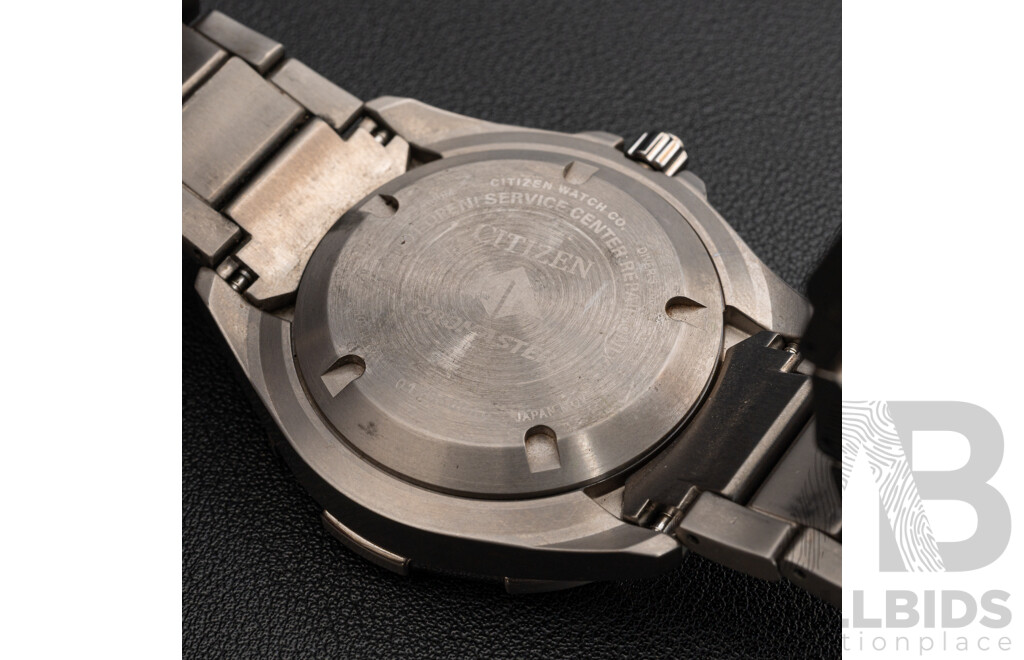 Citizen NY0071-81E Promaster Diver Automatic 43.5mm Green W Black Dial Watch - Titanium Bracelet