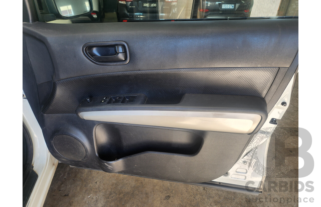 7/2011 Nissan X-Trail ST (4x4) T31 MY11 4d Wagon White 2.5L