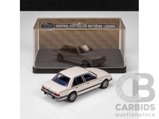 TRAX 1978 Holden VB Commodore SL/E White TR60C 1:43 Scale Model Car