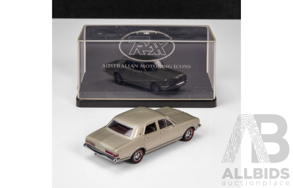 TRAX 1968 Holden HK Premier Sedan Silver Mink TR68 1:43 Scale Model Car