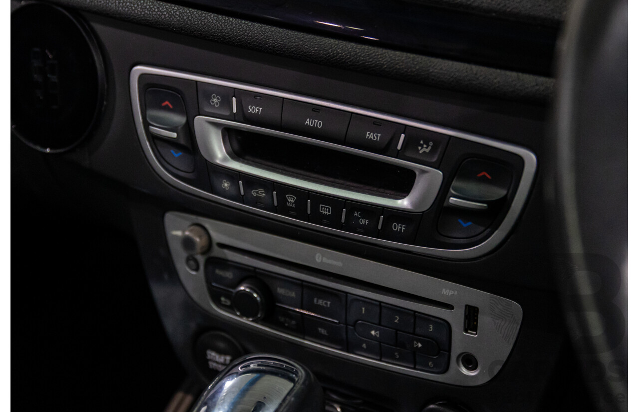 12/2014 Renault Megane Dynamique E95 MY14 2d Cabriolet Malta Blue Metallic 2.0L