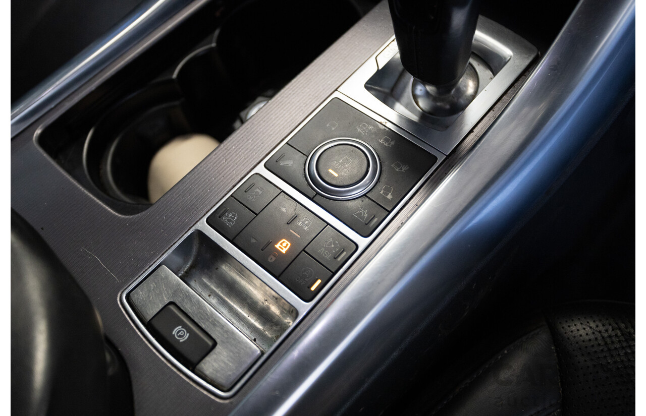 07/2016 Land Rover Range Rover Sport 3.0 SDV6 HSE Dynamic (AWD) LW MY16 4D Wagon Fuji White 3.0L