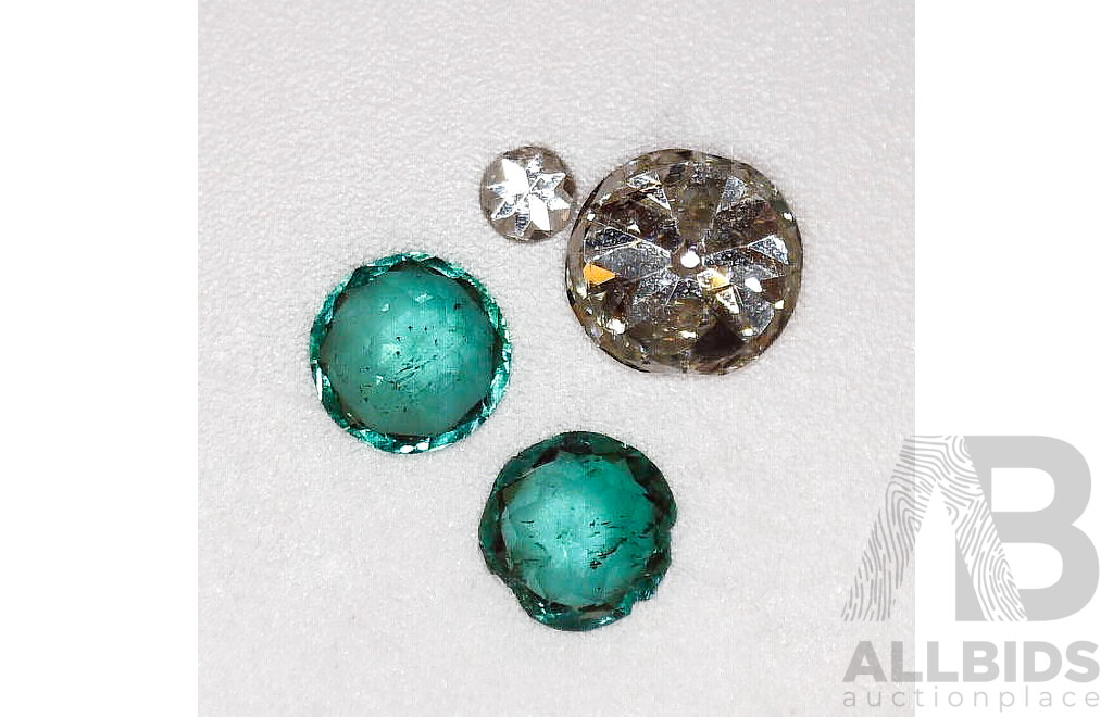 Unset Diamond 3.19mm and 1.4mm with Two Unset Natural Emeralds 2.8mm Each