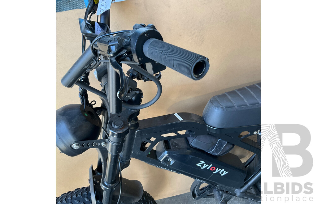 Zyloyty Fat-tyre E-bike