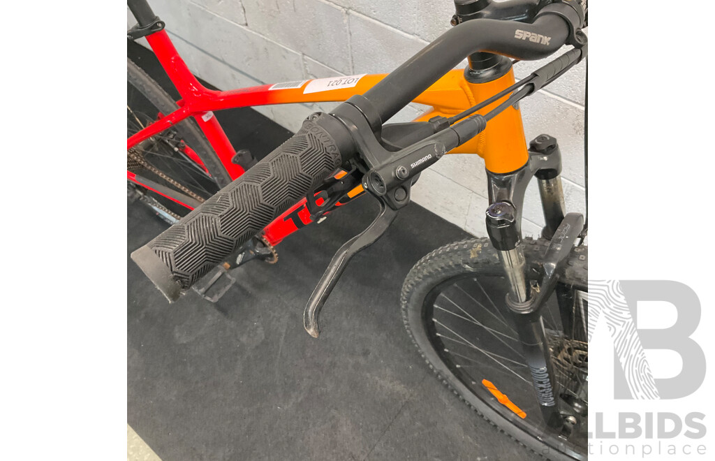 Trek Marlin 7 Bike - Size XL