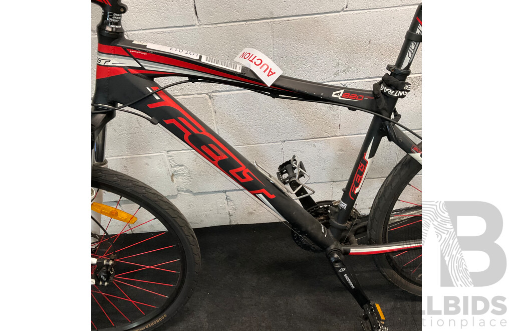 FELT Q820 Bike - 19.5''