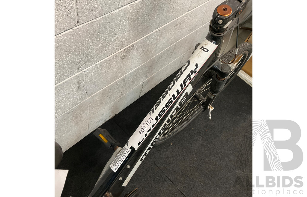 Merida Crossway 10 Bike - Size 42cm