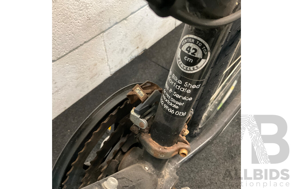 Merida Crossway 10 Bike - Size 42cm