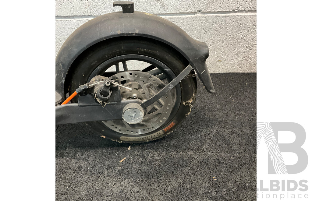 Ninebot Kickscooter F30