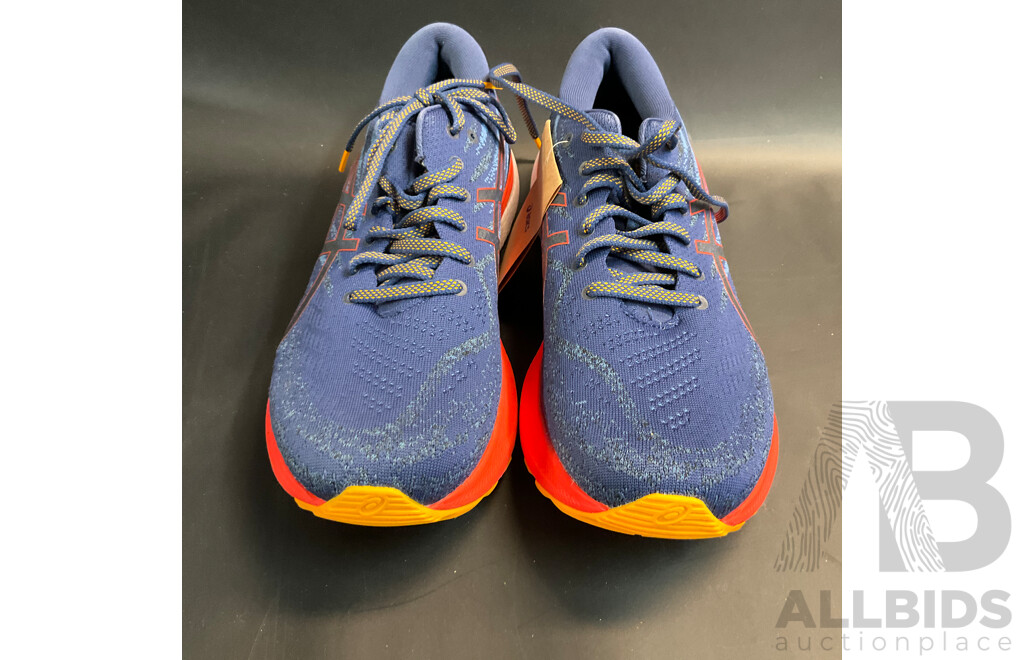 Asics 1011B440 Mens Gel Kayano 29 Deep Ocean Cherry Tomato - Size 27.5cm with 3 Pairs Size M Socks