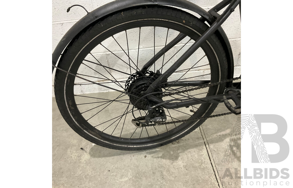 Black E-Bike
