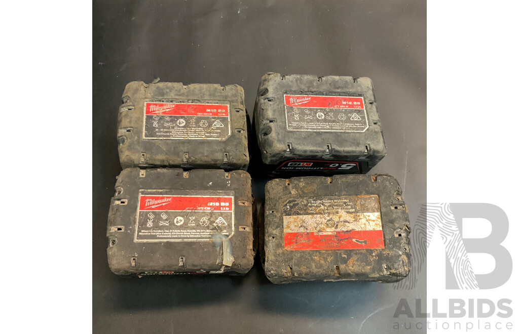 Three Milwaukee M18B5 18V 5.0Ah Li-Ion RED LITHIUM Battery with 1x 4.0Ah  M18 Battery - Lot of 4