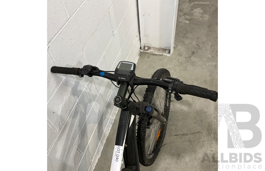 CUBE Reaction Pro E-Bike - Size 29