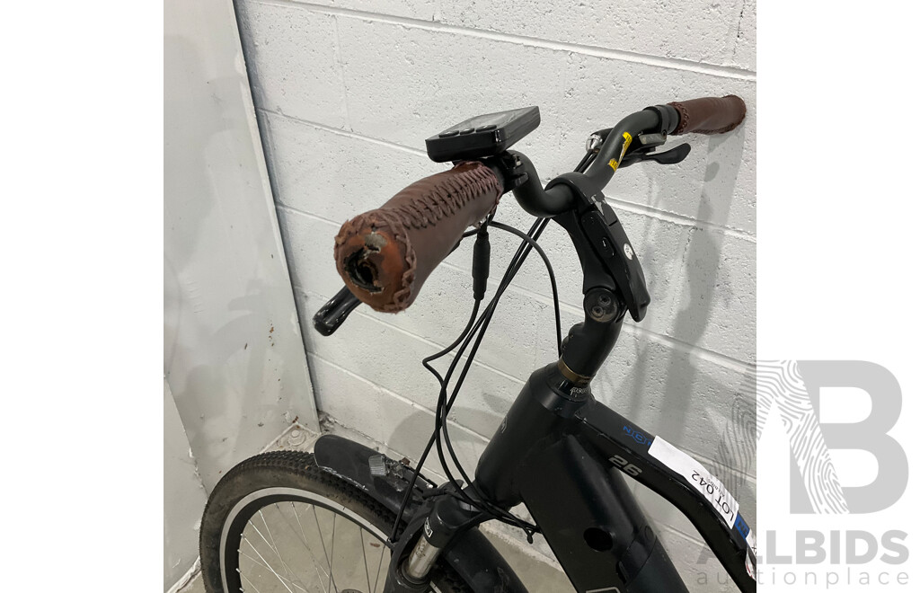 NCM T3s E-Bike - Size 26